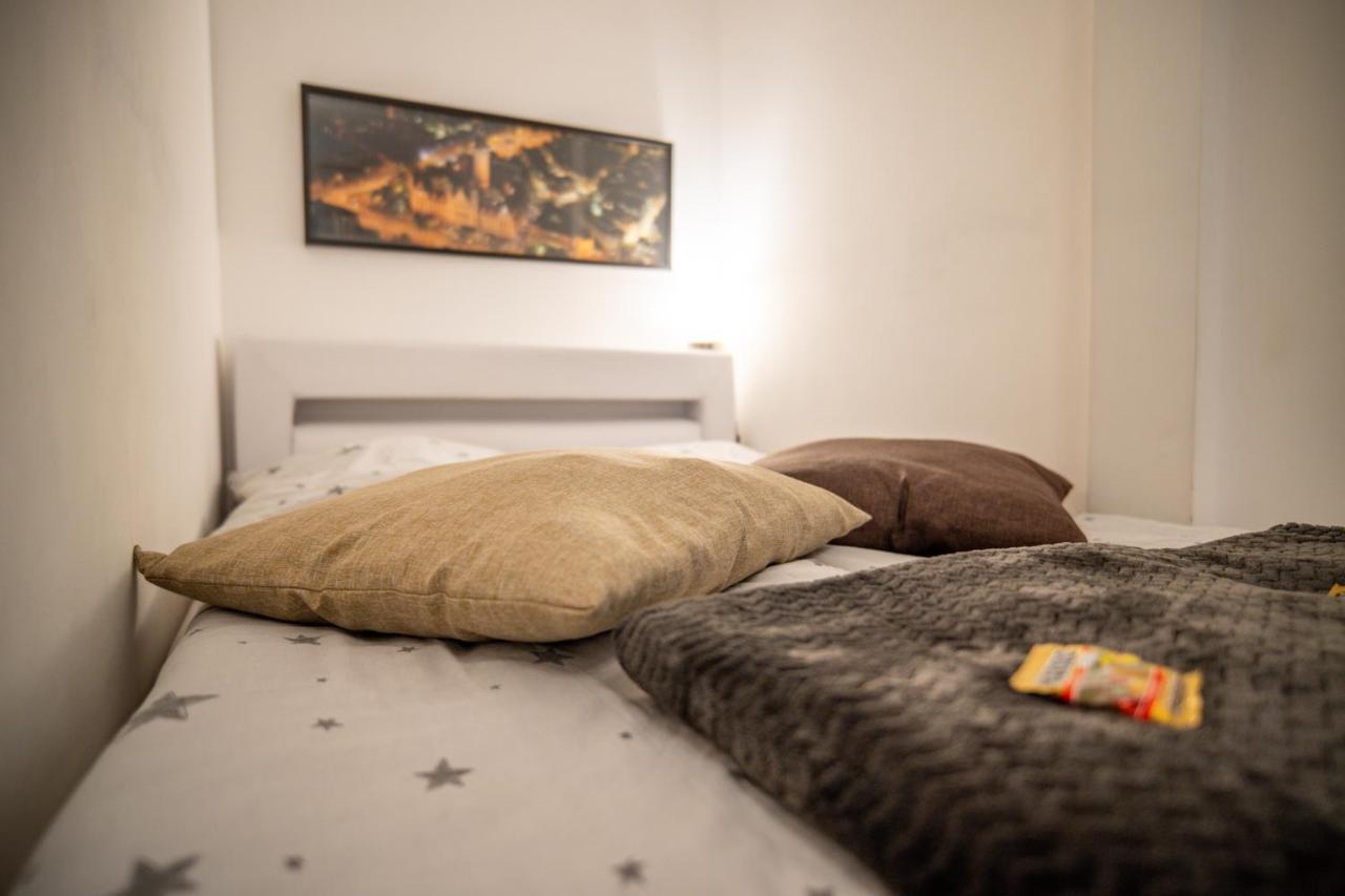 Appartement Zentral Fewo - Eg - Karli - 30Qm - Kueche - Disneyplus à Leipzig Extérieur photo